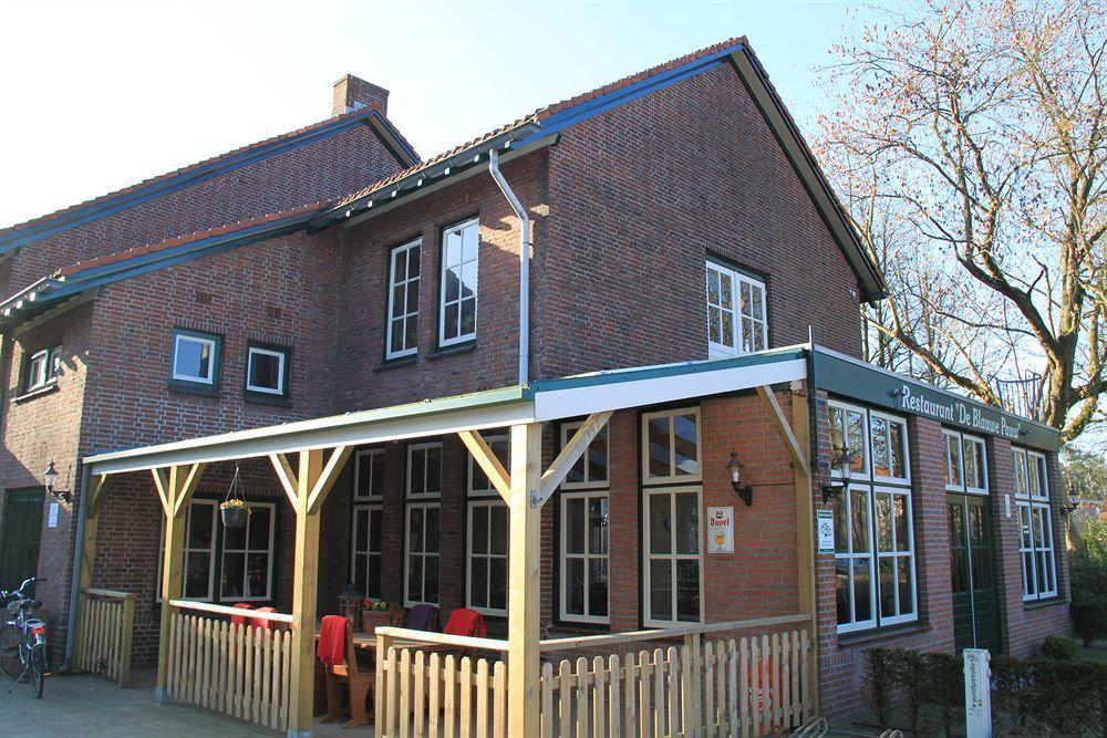 Hotel De Volksabdij Ossendrecht Exteriör bild